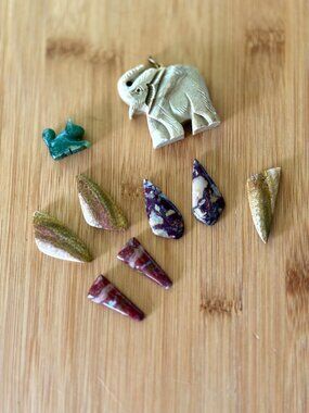 Vintage Lot of Gemstone Jewelry Cabochons And Pendants